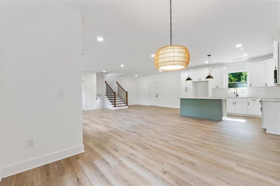 Spacious, unfurnished interior of a new home in , Fairburn (Image 25).