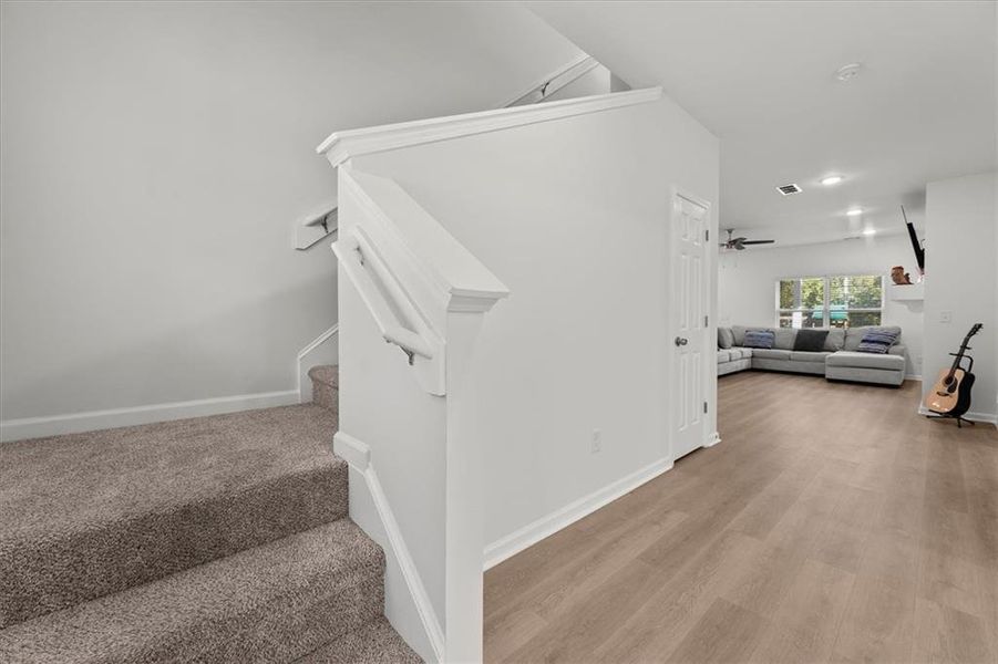 Spacious, unfurnished interior of a new home in , Hampton (Image 39).