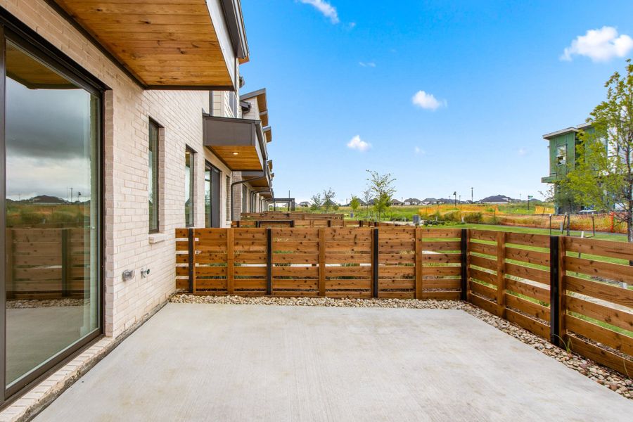 Exterior details and patio area of a home in Ten Mile Creek, Celina (Image 4).