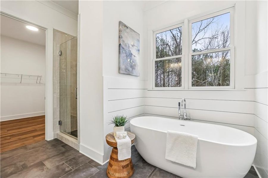 Furnished interior view inside a new home in , Dawsonville (Image 19).