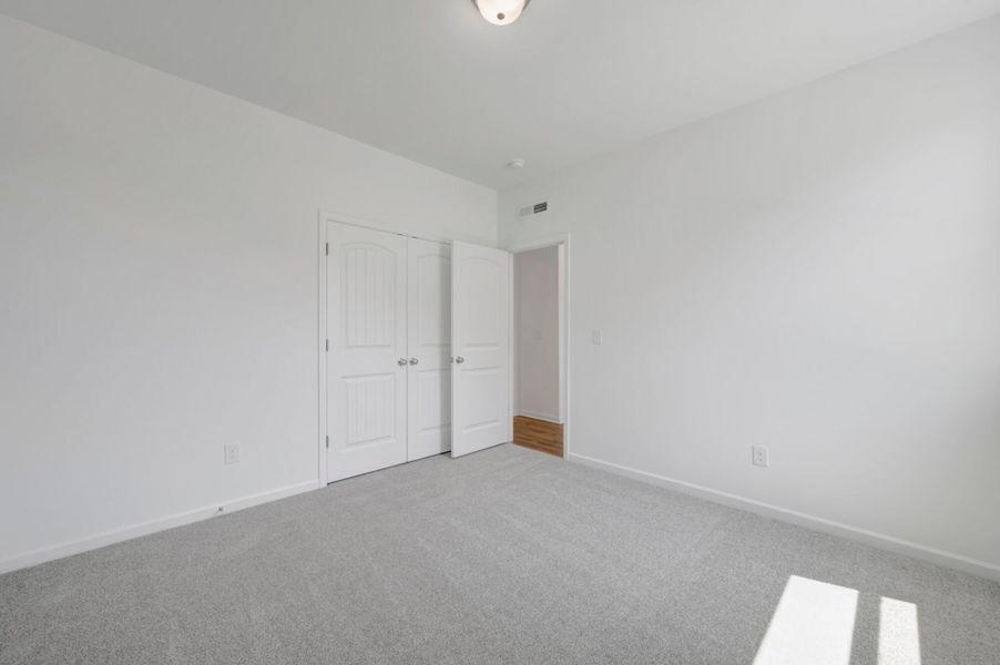 Spacious, unfurnished interior of a new home in Providence Creek, Fuquay Varina (Image 21).
