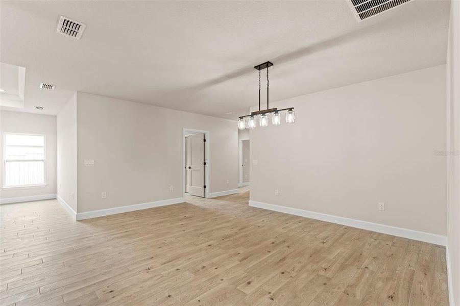 Spacious, unfurnished interior of a new home in , Palm Bay (Image 40).