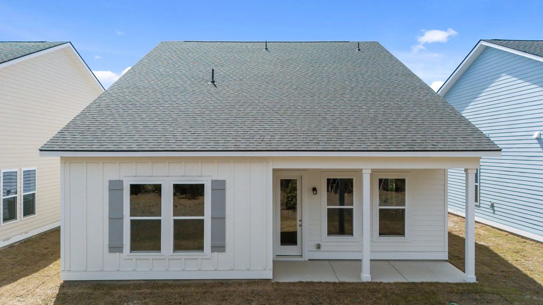 Rear Exterior Rear Exterior