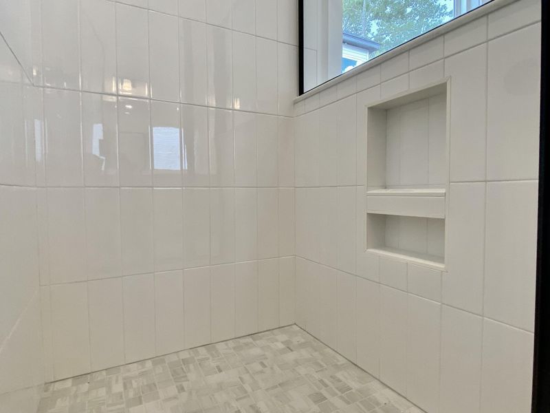 Spacious, unfurnished interior of a new home in , North Charleston (Image 22).