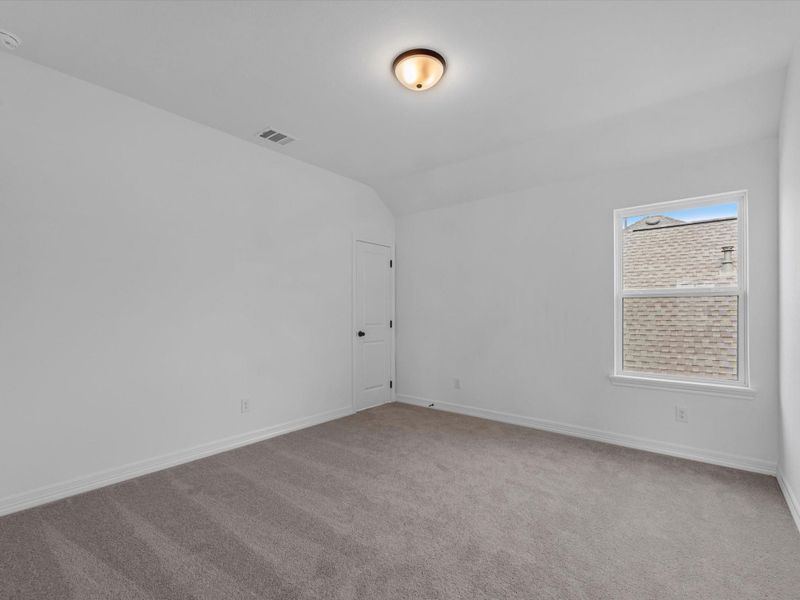 Spacious, unfurnished interior of a new home in Wildrye, Waller (Image 21).