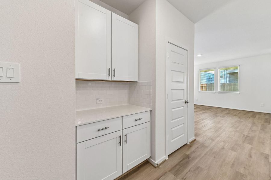 Furnished interior view inside a new home in Kemah Crossing - City Series, Kemah (Image 19).