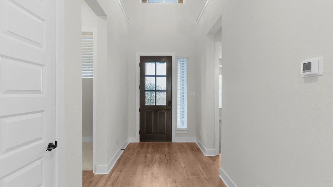 Spacious, unfurnished interior of a new home in The Grove at Blackhawk, Pflugerville (Image 10).