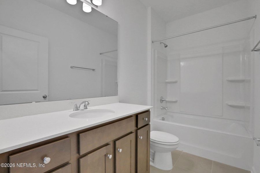 Furnished interior view inside a new home in Jennings Farm, Middleburg (Image 8).