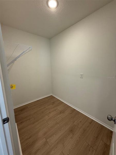 Spacious, unfurnished interior of a new home in Broadleaf, Parrish (Image 5).