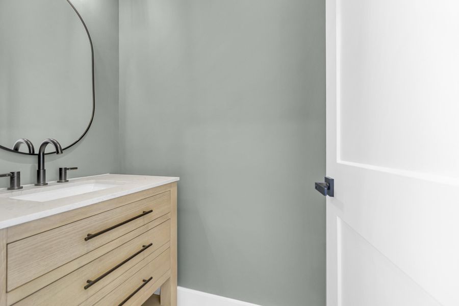 Image 28 of a home in .