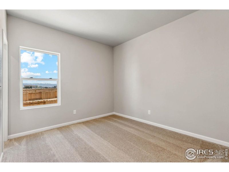 Spacious, unfurnished interior of a new home in Hidden Creek, Frederick (Image 15).