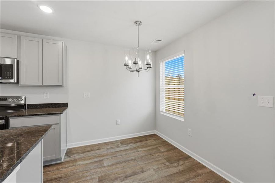 Spacious, unfurnished interior of a new home in Moss Creek, Hogansville (Image 13).