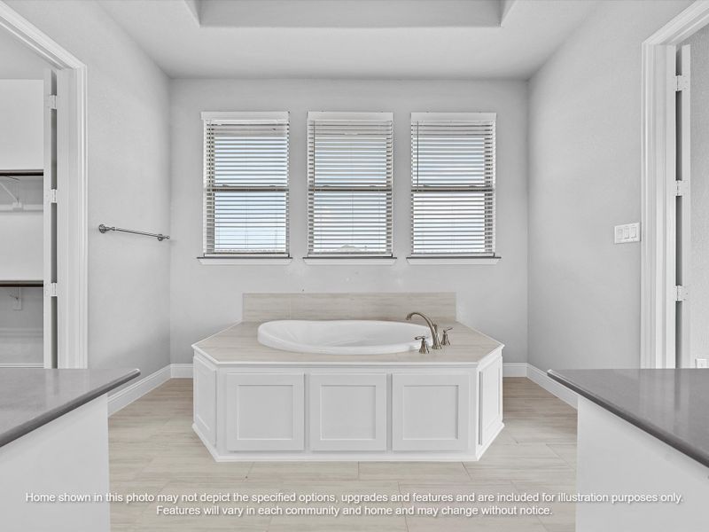 Furnished interior view inside a new home in Levante, Waxahachie (Image 5).
