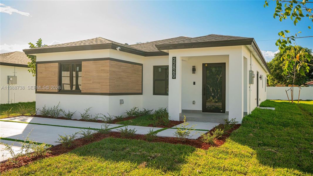 Image 30 of a home in .
