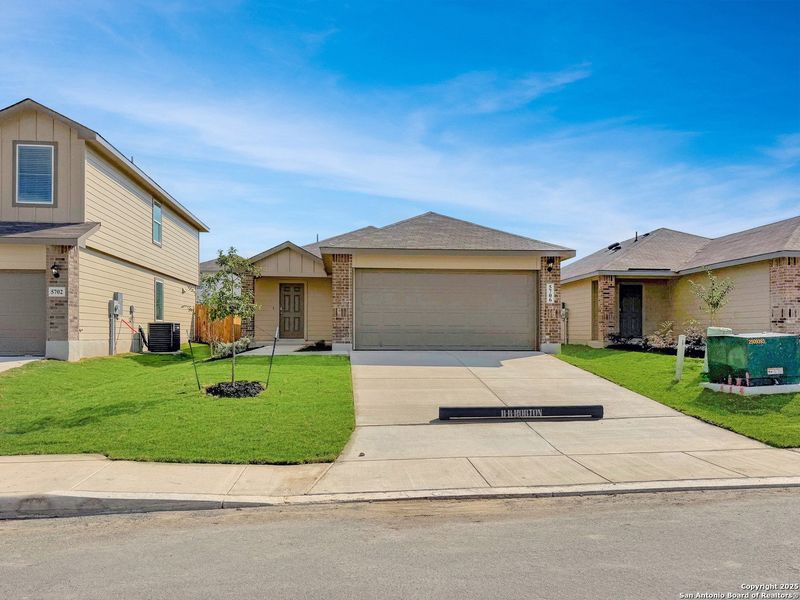 Image 25 of a home in Stonehill. Image 25 of a home in Stonehill.