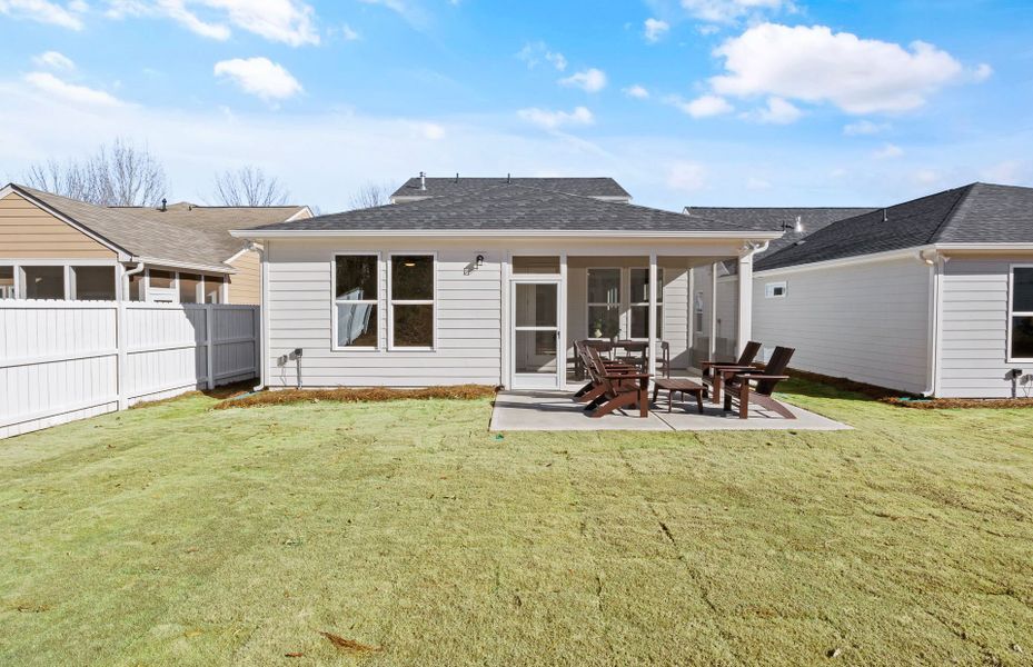 Representative exterior details of a home built from the Hallmark by Del Webb in Sun City Peachtree, Griffin (Image 3).