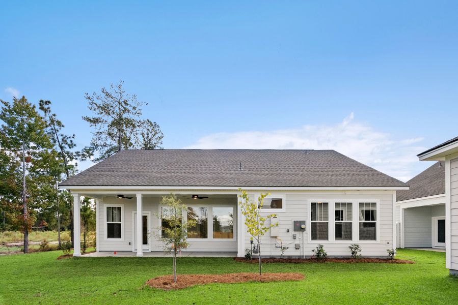 Representative exterior details of a home built from the The Wrendale by David Weekley Homes in Nexton – Midtown – The Garden Collection, Summerville (Image 3).