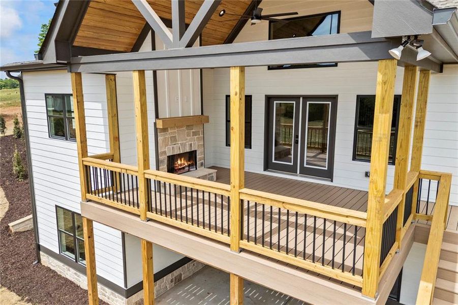 Exterior details and patio area of a home in , Monroe (Image 44).