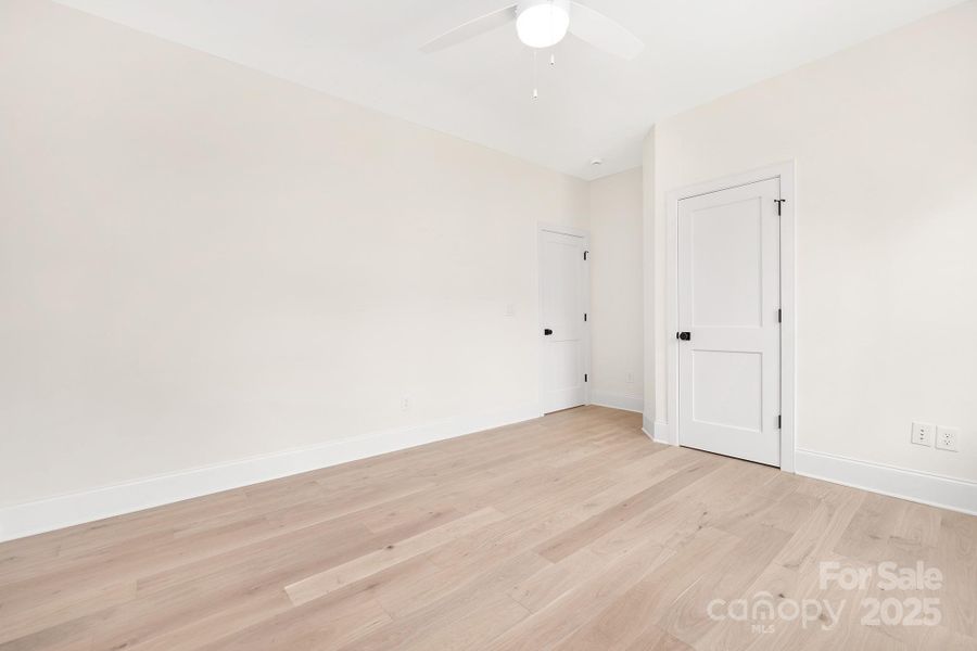 Spacious, unfurnished interior of a new home in , Charlotte (Image 18).