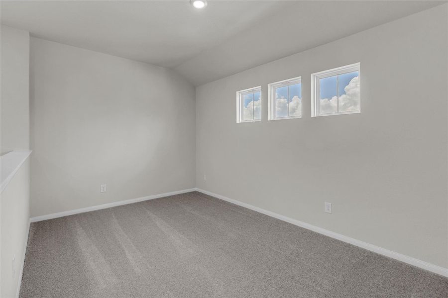 Spacious, unfurnished interior of a new home in Elyson, Katy (Image 32).