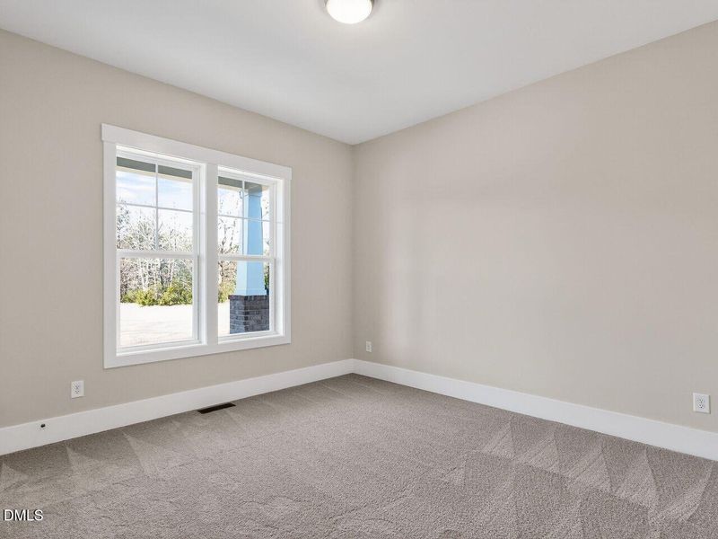 027-1280x960-bedroom