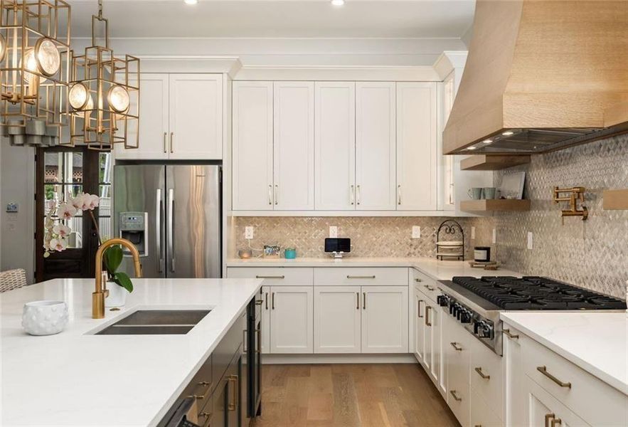 Furnished interior view inside a new home in , Gainesville (Image 7).