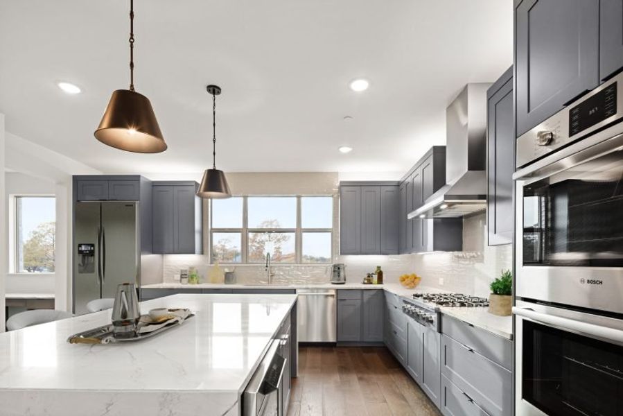 Furnished interior view inside a new home in Linkside Las Colinas, Irving (Image 6).