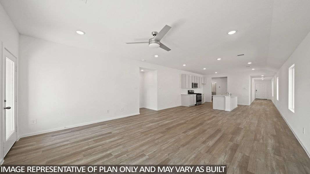 Spacious, unfurnished interior of a new home in Cypress Green, Tomball (Image 20). Spacious, unfurnished interior of a new home in Cypress Green, Tomball (Image 20).