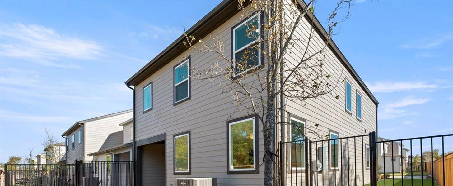 Small Fenced Backyard Small Fenced Backyard