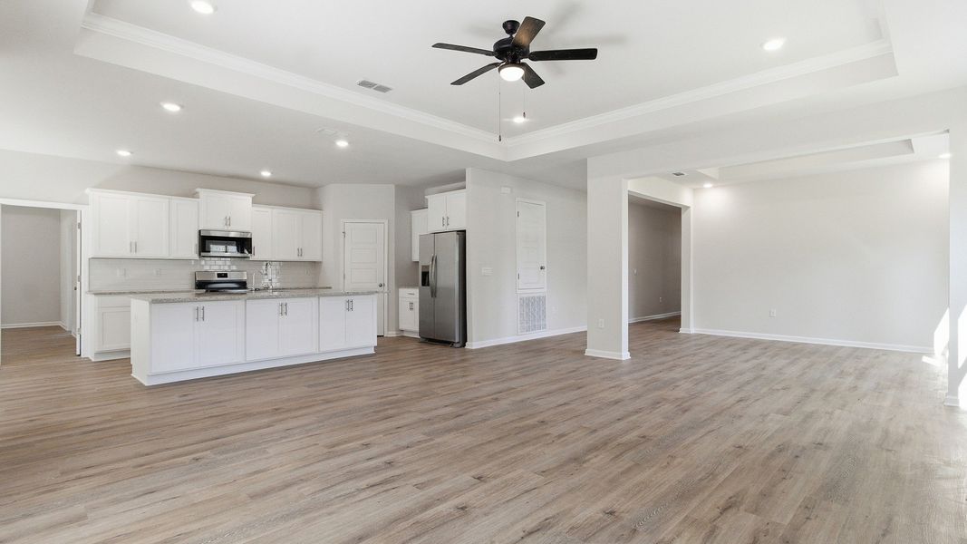 Spacious, unfurnished interior of a new home in Greystone, Crawfordville (Image 23).