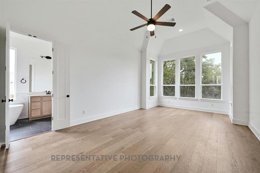 Spacious, unfurnished interior of a new home in Quail Hollow: 62ft. lots, Rockwall (Image 13).