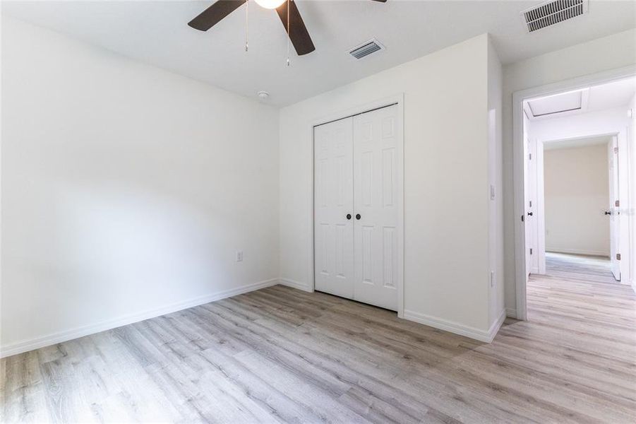 Spacious, unfurnished interior of a new home in , Dunnellon (Image 36). Spacious, unfurnished interior of a new home in , Dunnellon (Image 36).