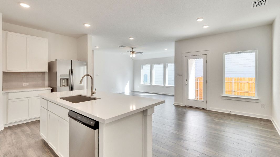 Carroll III Floor Plan - Representative Photos