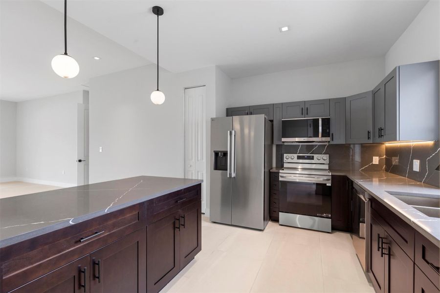 Furnished interior view inside a new home in , Port St. Lucie (Image 7).