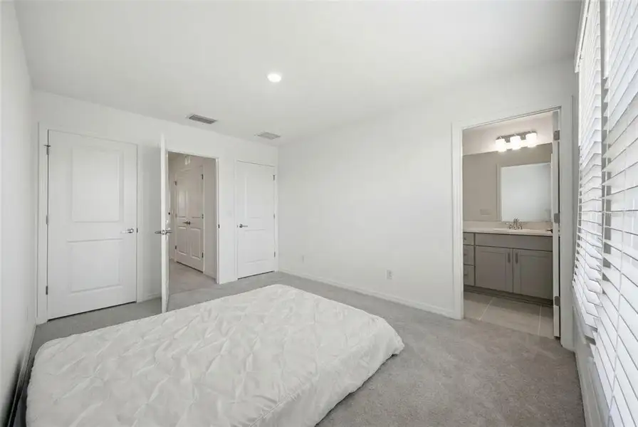 Image 25 of a home in . Image 25 of a home in .