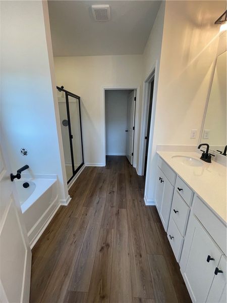 Image 31 of a home in Springwood Grove.