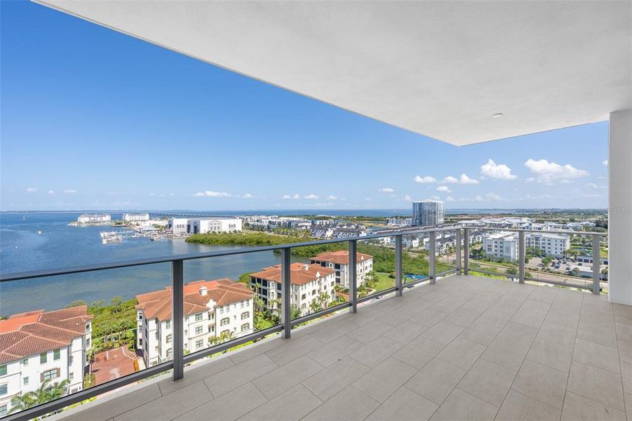 Condo located in Tampa, FL showcasing its design and architecture (Image 39). Condo located in Tampa, FL showcasing its design and architecture (Image 39).