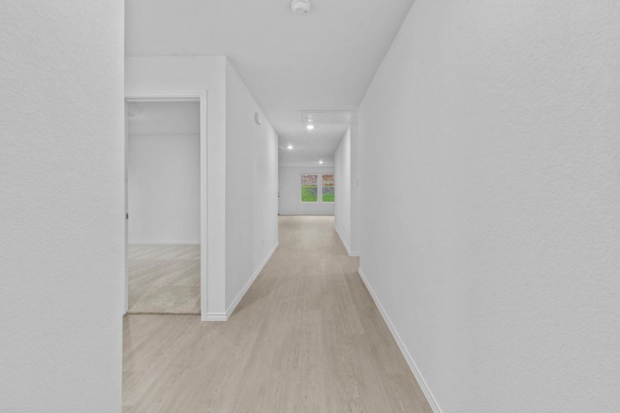 Spacious, unfurnished interior of a new home in Clayton Ranch, Copperas Cove (Image 30).