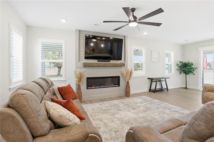 Furnished interior view inside a new home in Acuera Estates, Apopka (Image 8). Furnished interior view inside a new home in Acuera Estates, Apopka (Image 8).