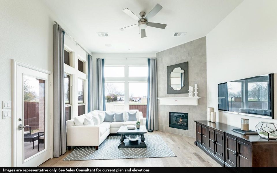 Furnished interior view inside a new home in Lago Mar, Texas City (Image 7).