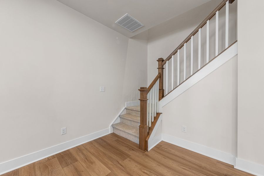 Spacious, unfurnished interior of a new home in Seven Oaks, Belmont (Image 26).