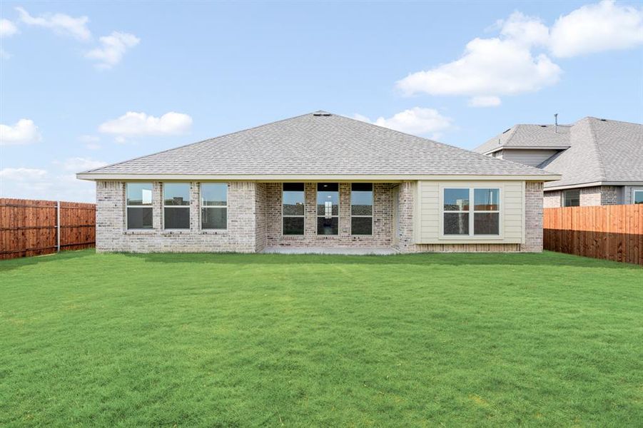 Front exterior of a new home in Hunters Ridge, Crowley, TX, highlighting curb appeal (Image 1). Front exterior of a new home in Hunters Ridge, Crowley, TX, highlighting curb appeal (Image 1).