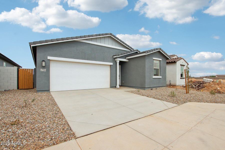 2-web-or-mls-W Kenner Dr-S0509-002