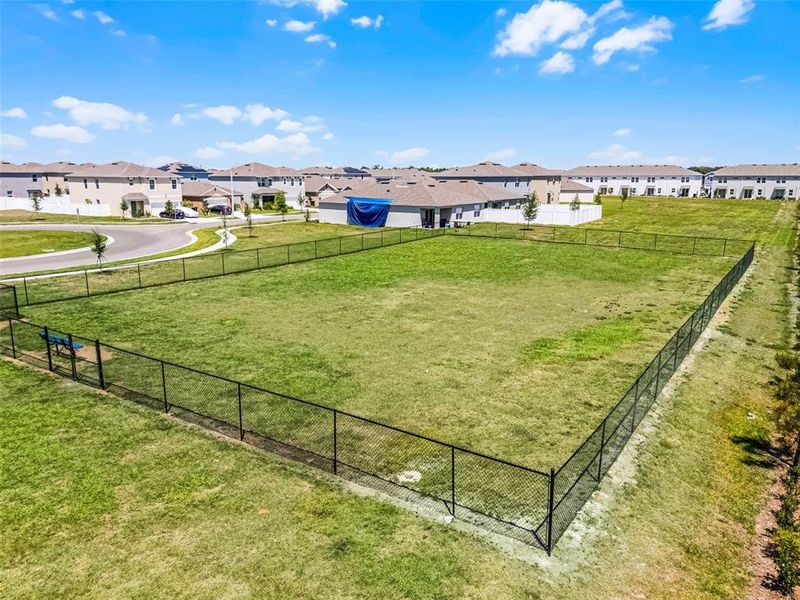 Community amenities in , Davenport (Image 21).