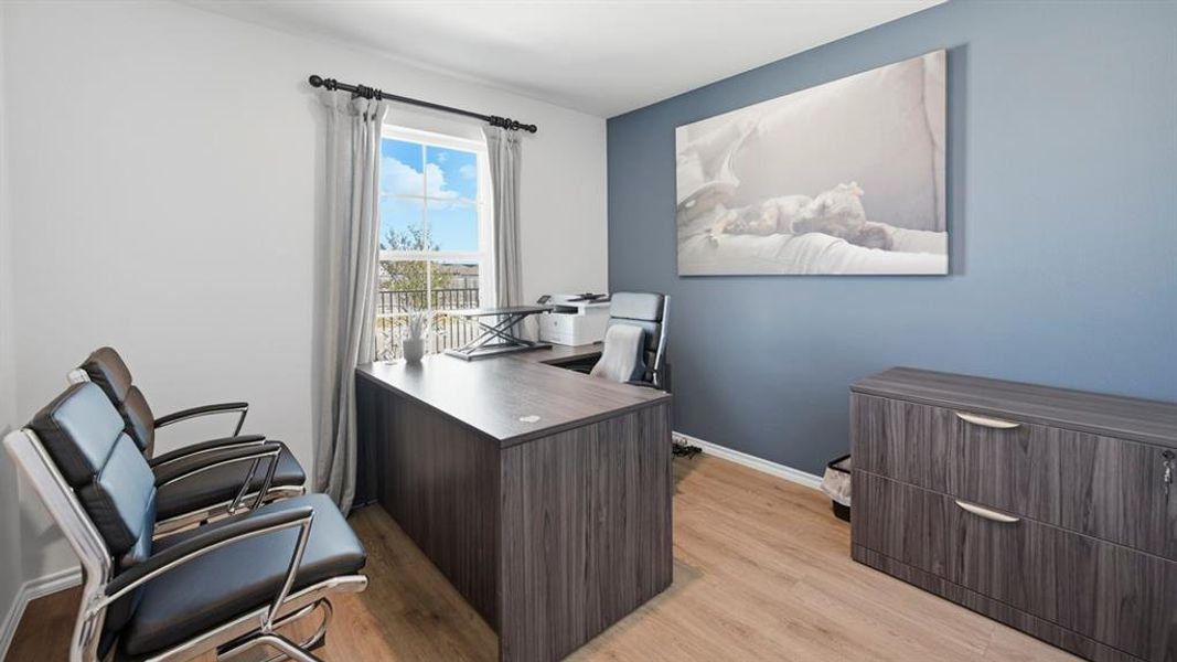 Furnished interior view inside a new home in Sweetwater Springs, Sherman (Image 26).