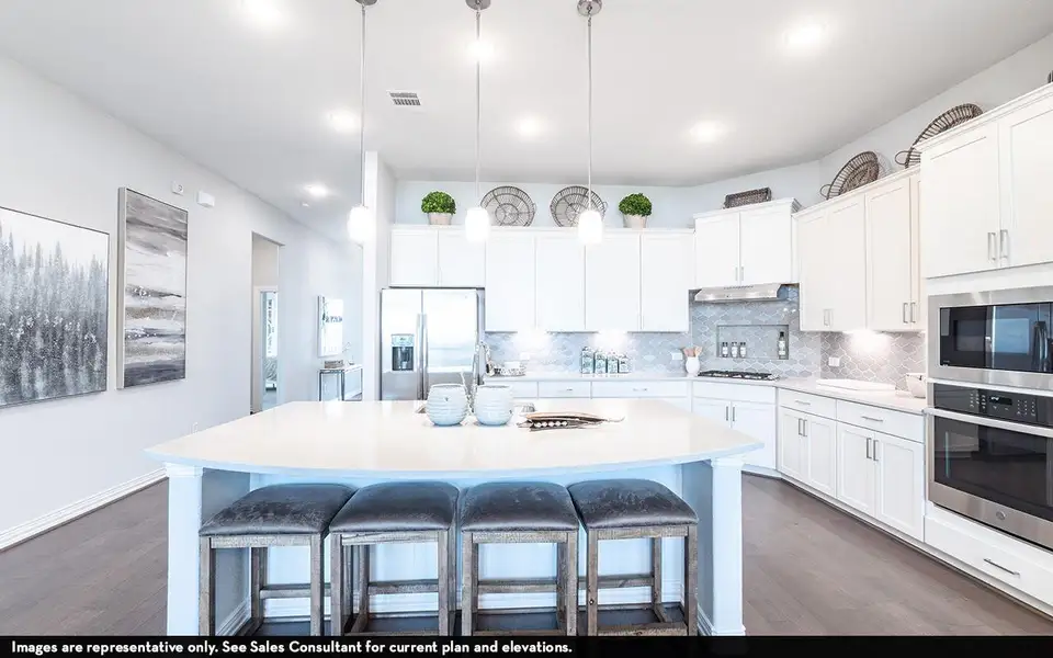 Furnished interior view inside a new home in Suncreek Estates, Rosharon (Image 2).