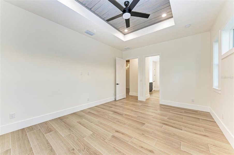 Spacious, unfurnished interior of a new home in , Punta Gorda (Image 39). Spacious, unfurnished interior of a new home in , Punta Gorda (Image 39).