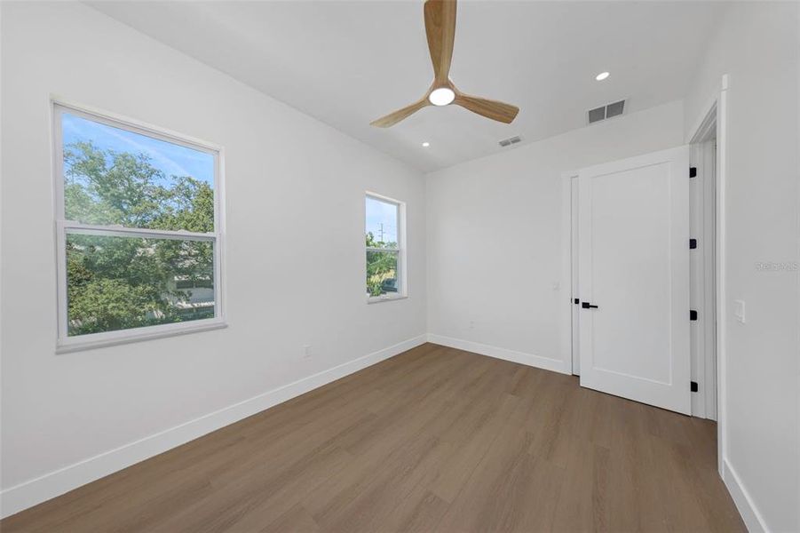 Spacious, unfurnished interior of a new home in , St. Petersburg (Image 28). Spacious, unfurnished interior of a new home in , St. Petersburg (Image 28).