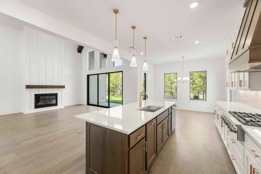 Open Kitchen-Living-Dining Room Open Kitchen-Living-Dining Room