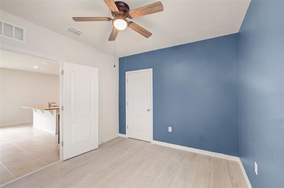 Spacious, unfurnished interior of a new home in Cadence at Parc Hill, Orange City (Image 30). Spacious, unfurnished interior of a new home in Cadence at Parc Hill, Orange City (Image 30).